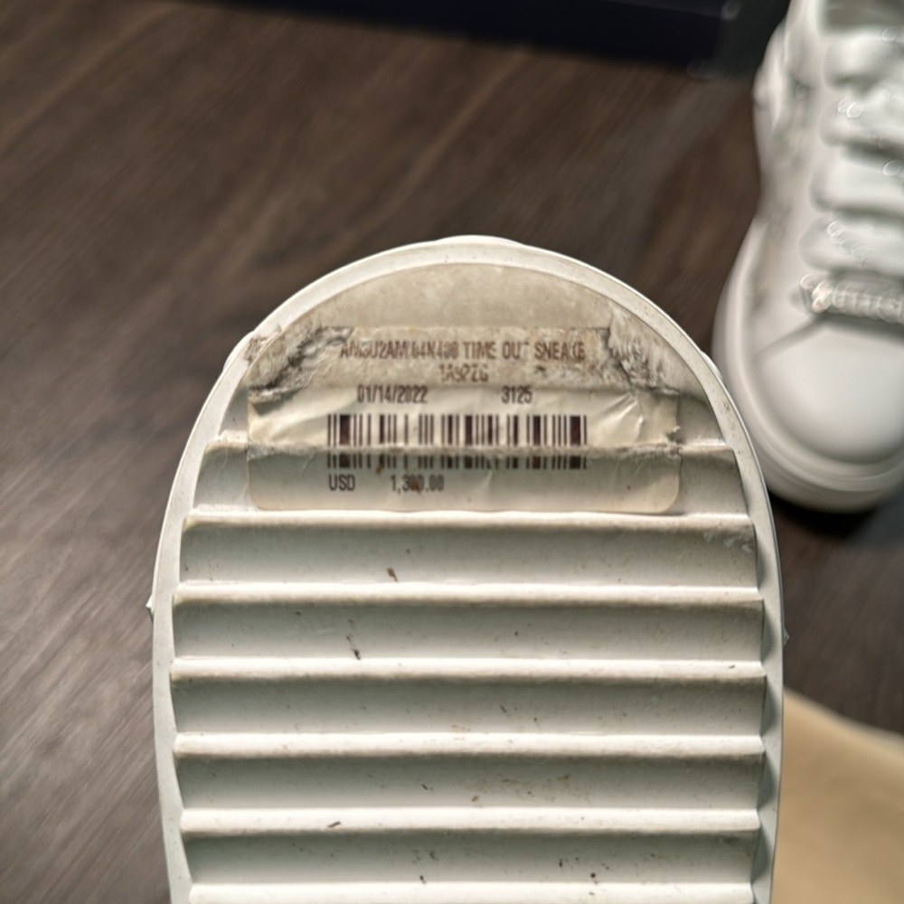 Louis Vuitton Time Out Sneaker and socks size 40 - Picture 5 of 7